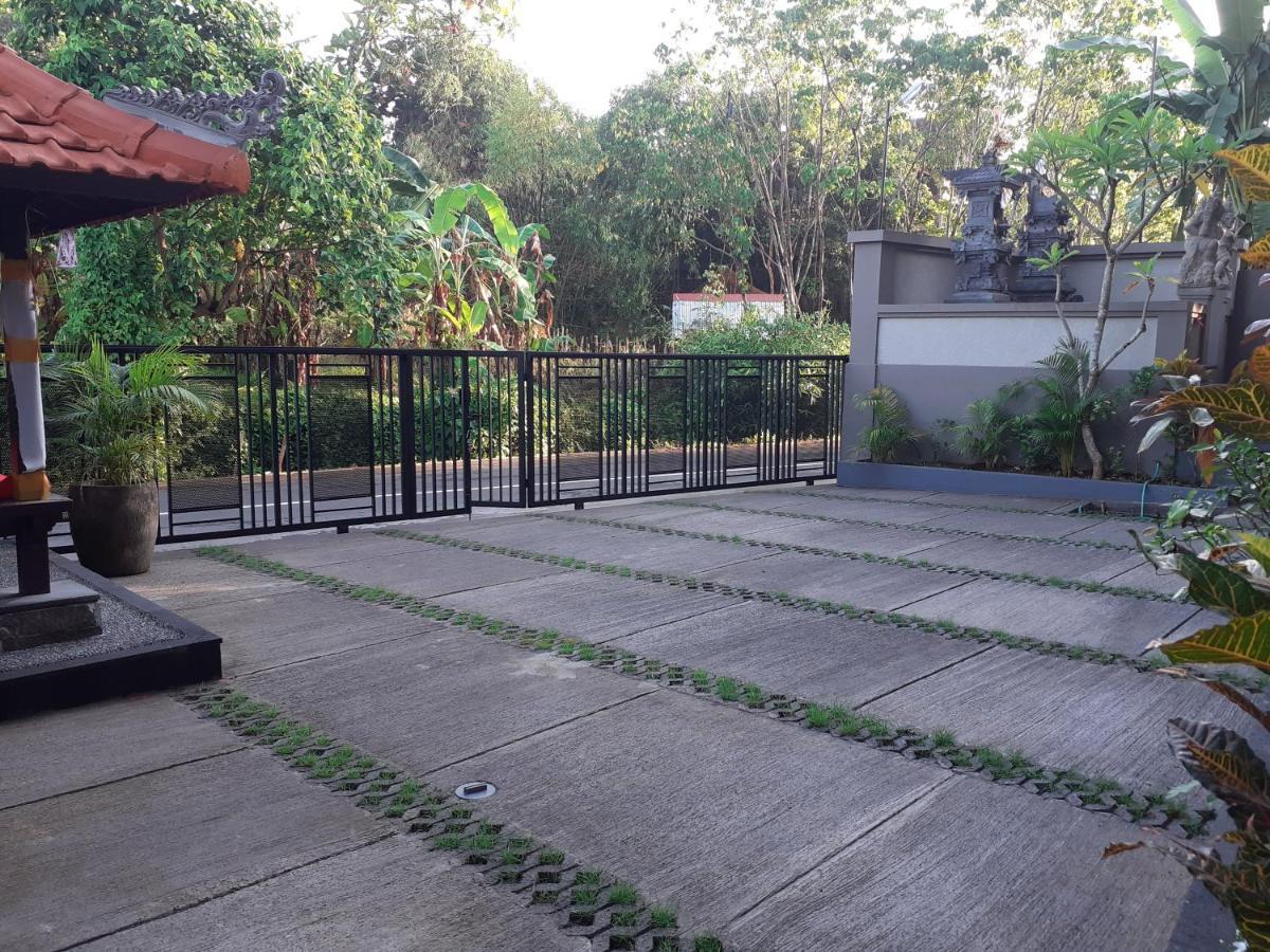 Griya Bun Sari Apartment Sukawati  Luaran gambar